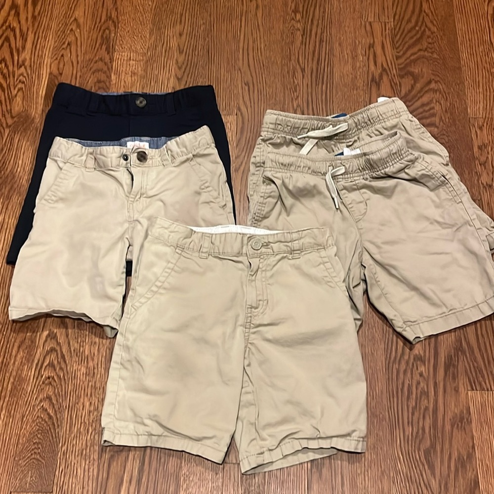 Bundle of 6/7 khaki/navy shorts